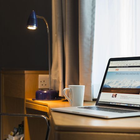 Holiday Inn Express Stoke-On-Trent By Ihg Εξωτερικό φωτογραφία