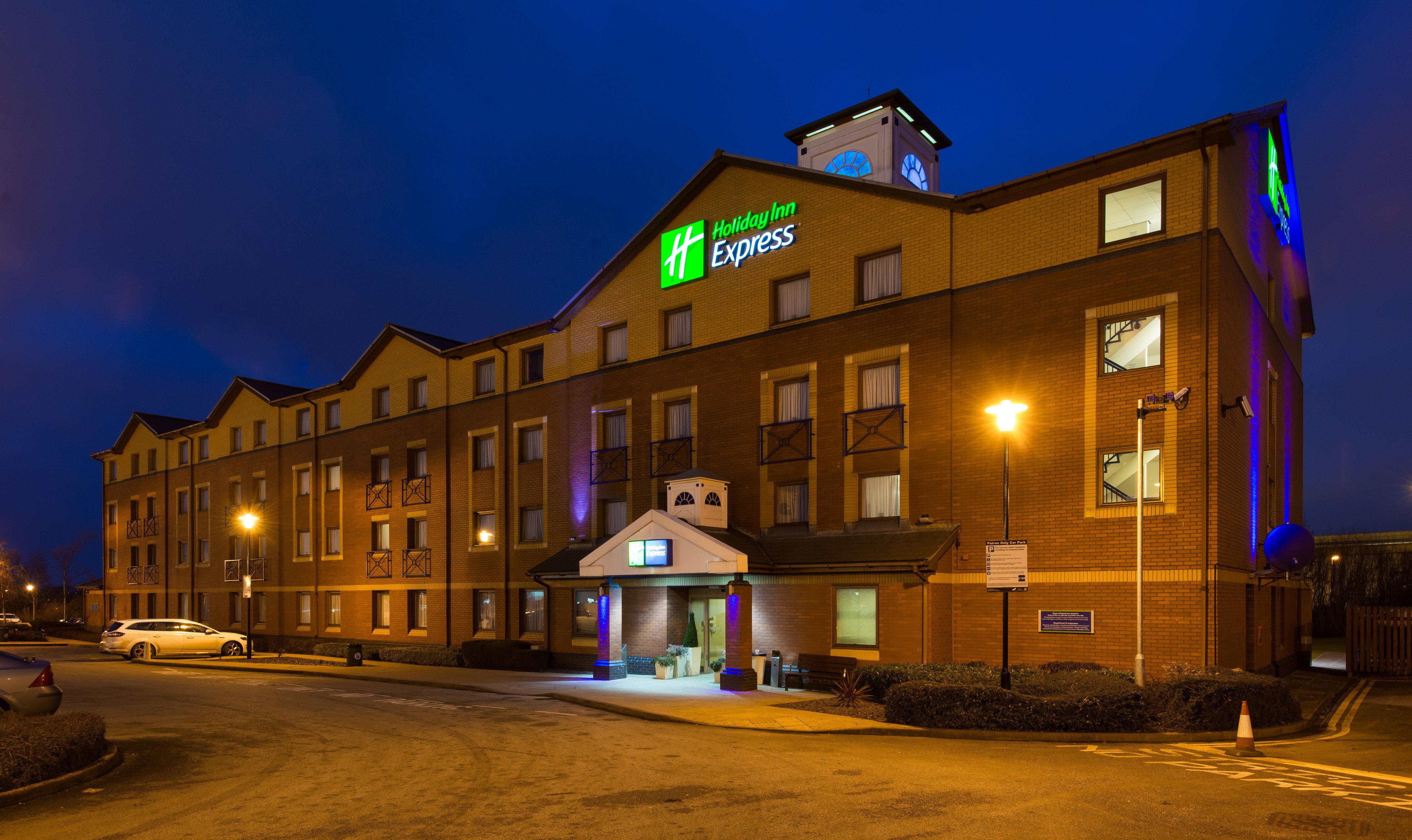 Holiday Inn Express Stoke-On-Trent By Ihg Εξωτερικό φωτογραφία