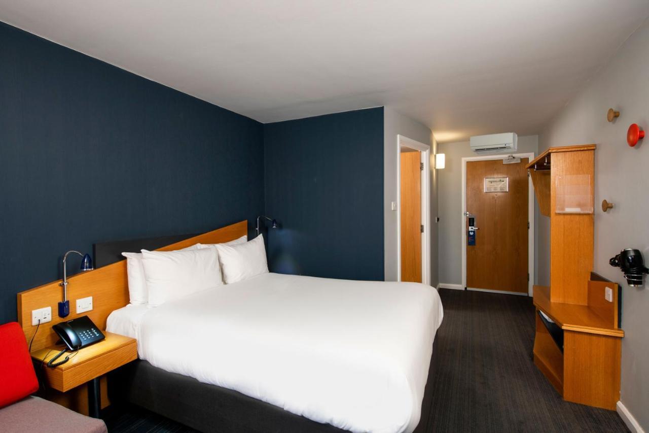 Holiday Inn Express Stoke-On-Trent By Ihg Εξωτερικό φωτογραφία