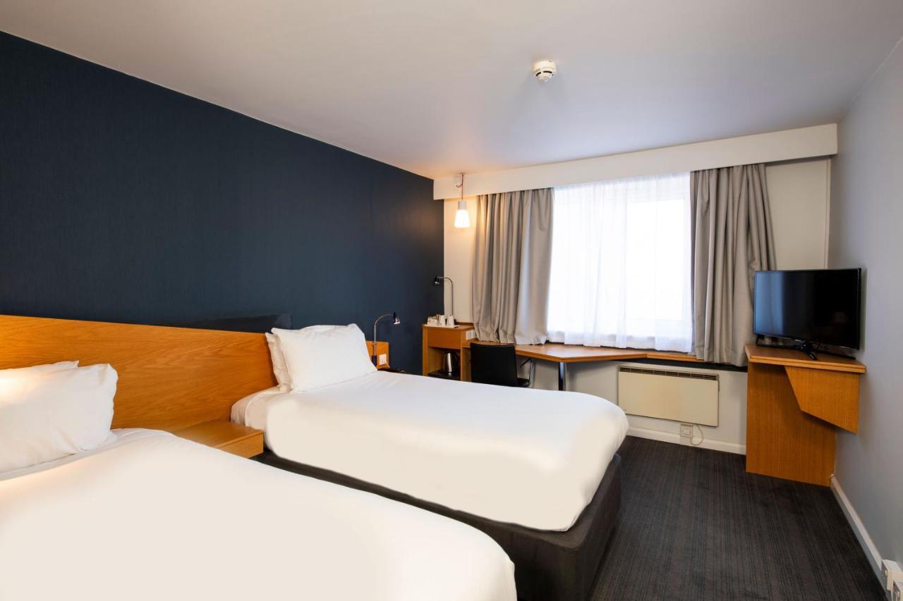 Holiday Inn Express Stoke-On-Trent By Ihg Εξωτερικό φωτογραφία