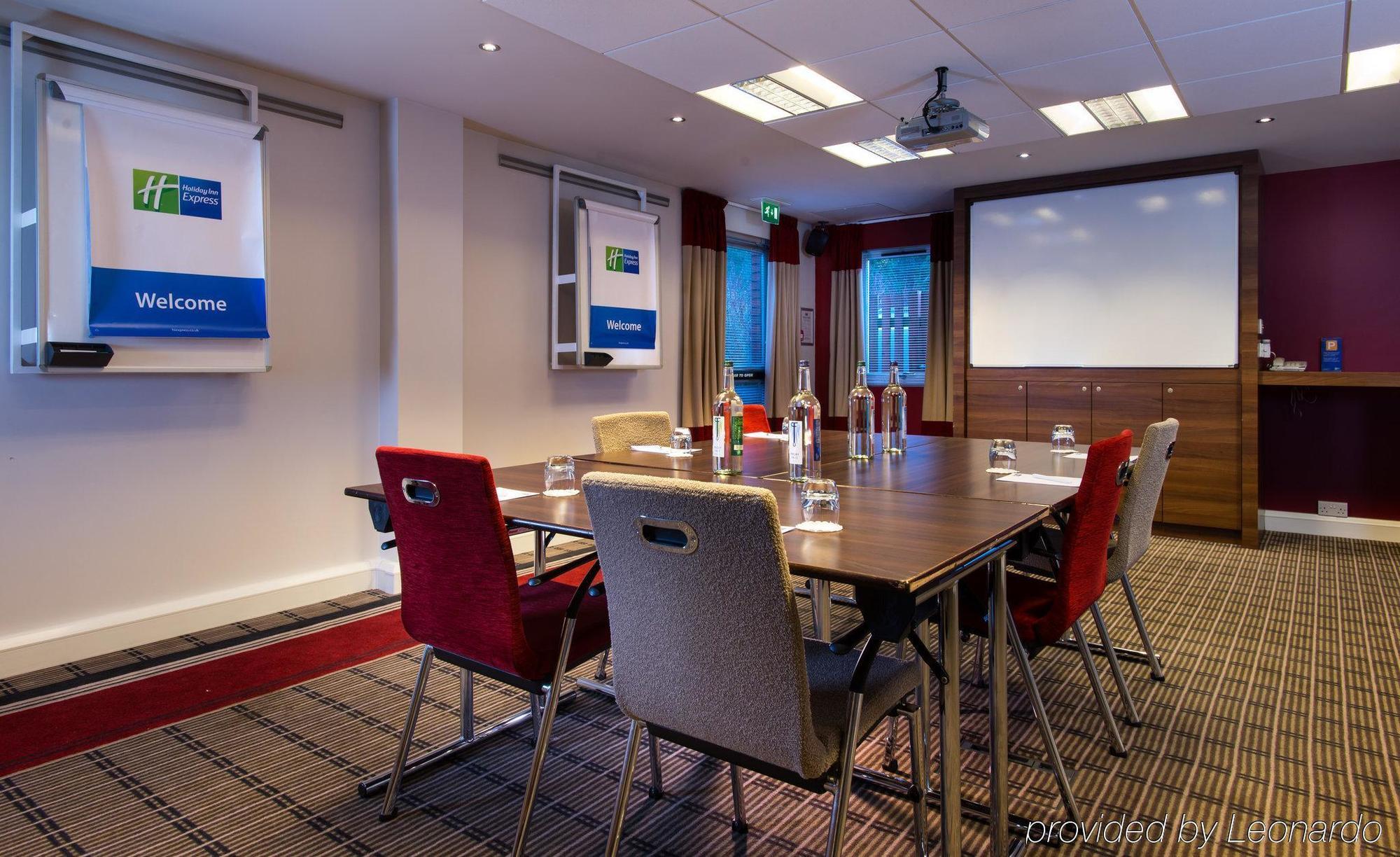 Holiday Inn Express Stoke-On-Trent By Ihg Εξωτερικό φωτογραφία