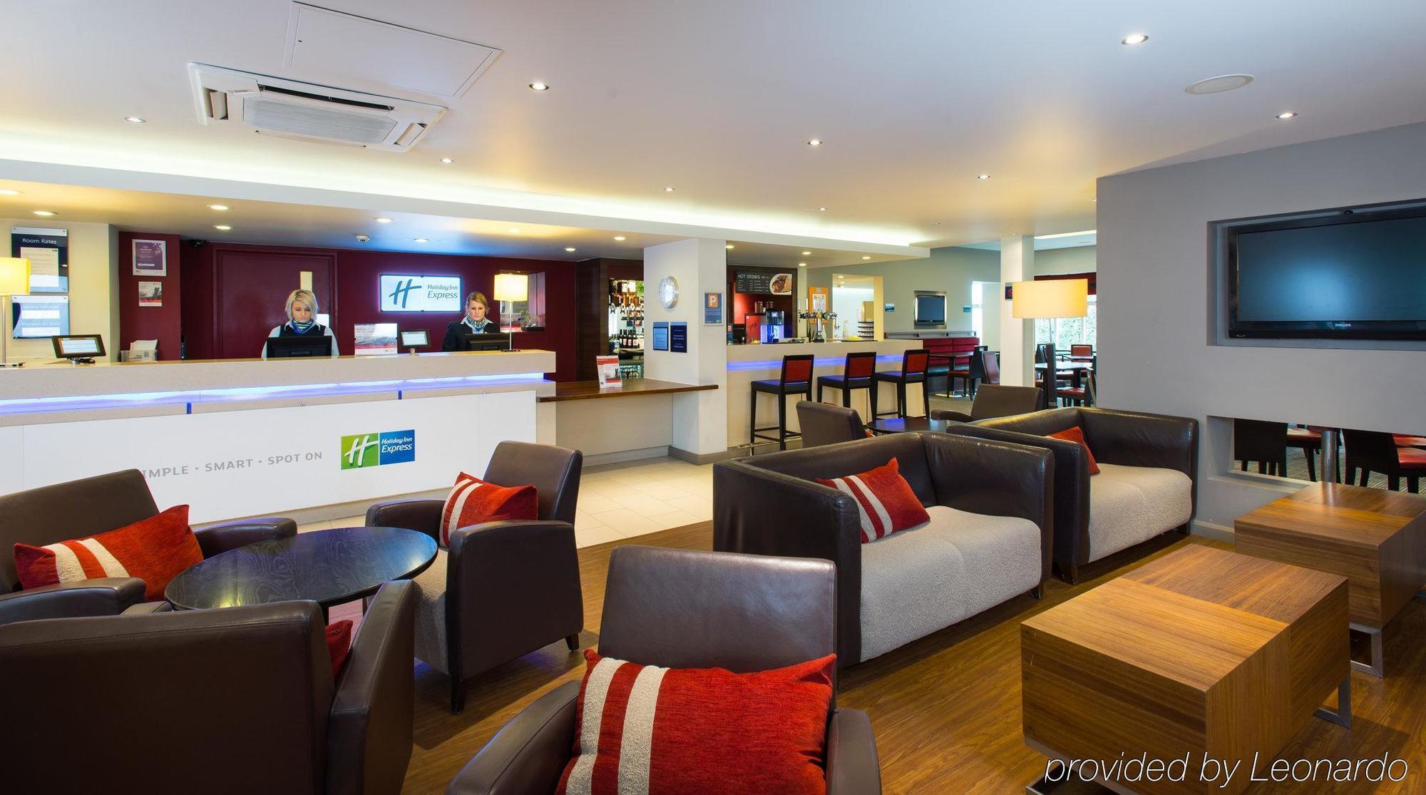 Holiday Inn Express Stoke-On-Trent By Ihg Εξωτερικό φωτογραφία