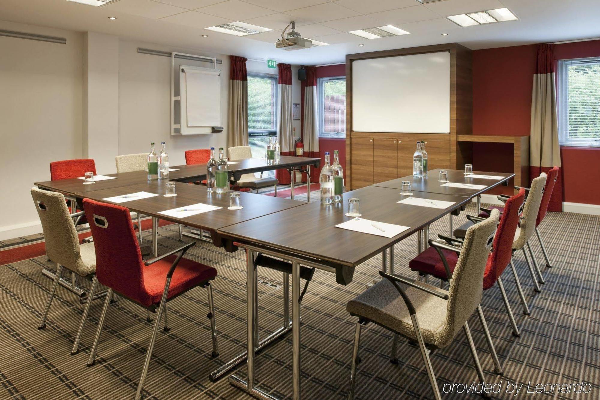 Holiday Inn Express Stoke-On-Trent By Ihg Επιχειρήσεις φωτογραφία